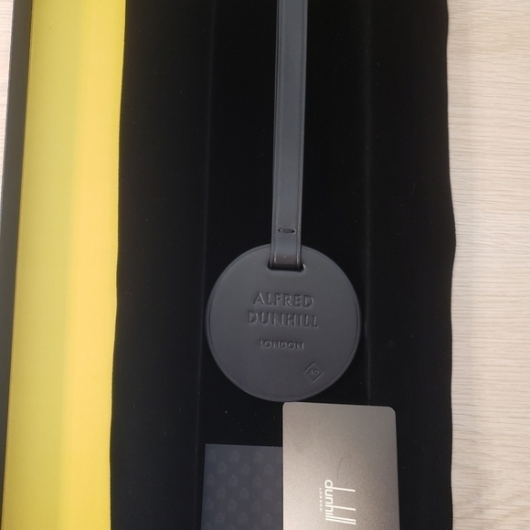 DUNHILL Duke Leather Luggage Tag ( NEW IN BOX) - Picture 4 of 7